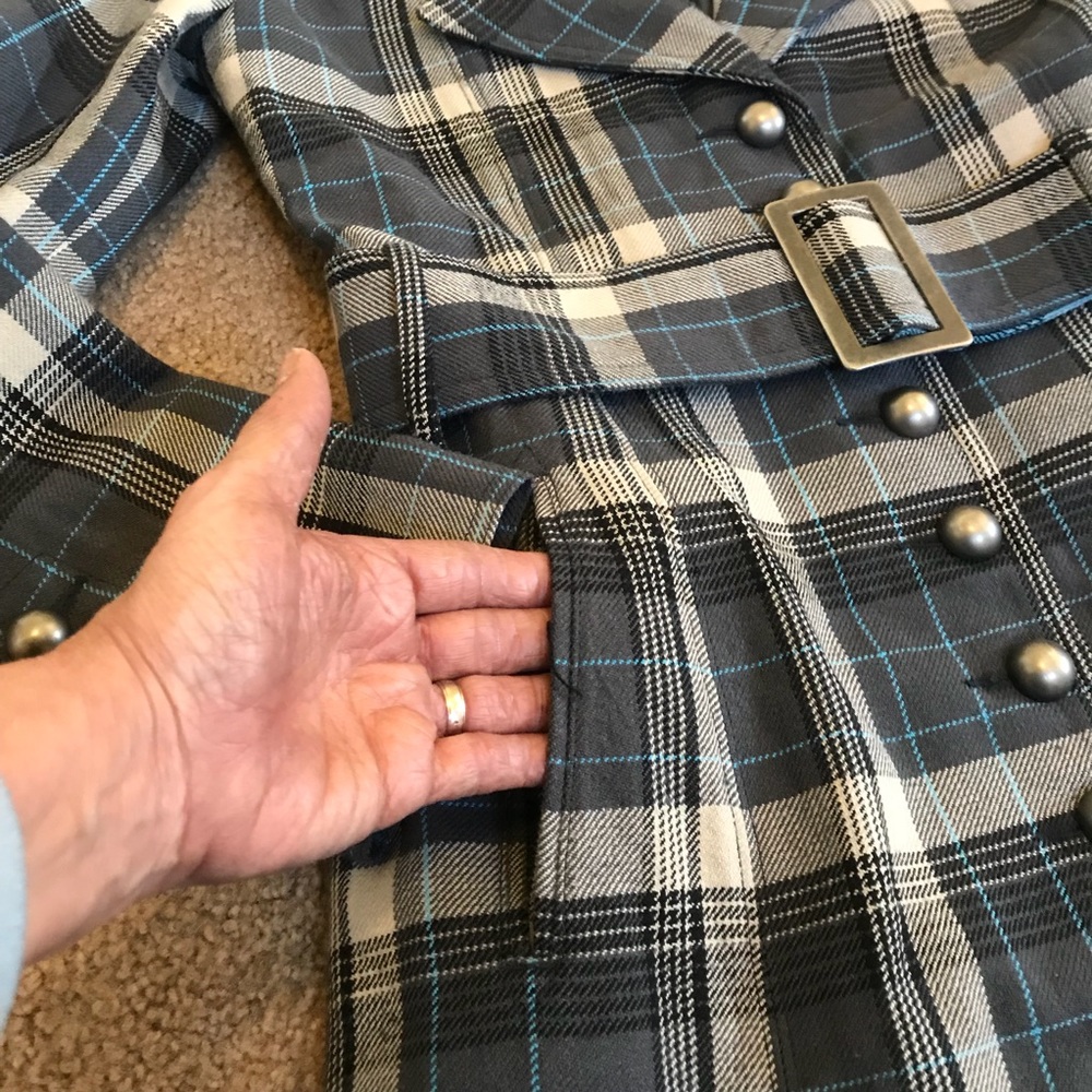 BB Dakota fully lined wool/acrylic coat